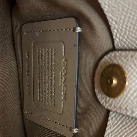 Coach Ivory Leather Satchel with Gold Accents - Picture 5 of 9